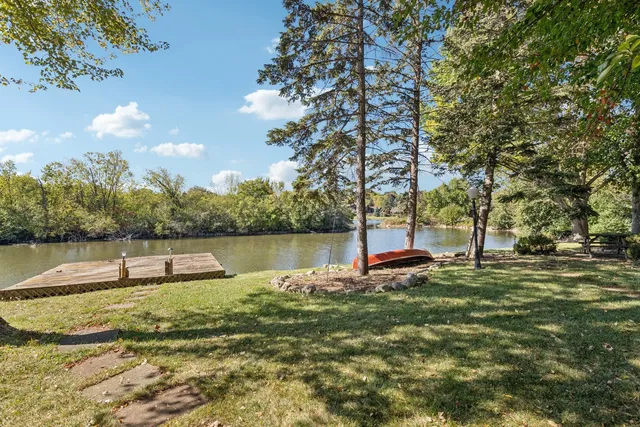 $724,900 | 1090 Roselle Road, Inverness, IL 60067