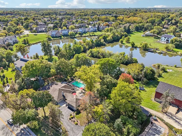 $724,900 | 1090 Roselle Road, Inverness, IL 60067