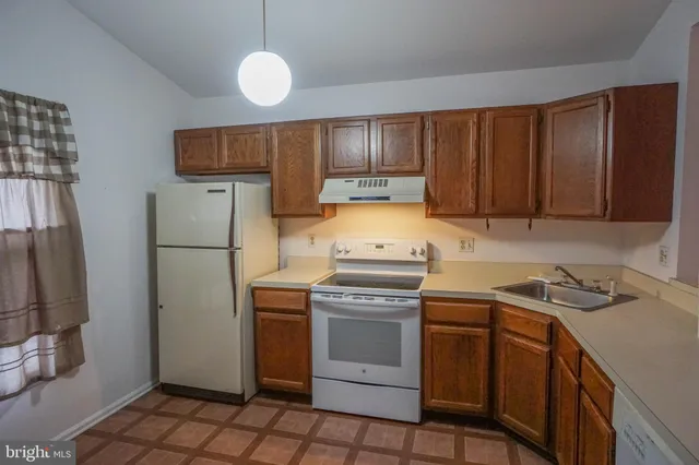 $1,650 | 233 Yorktowne Drive, Little Egg Harbor, NJ 08087