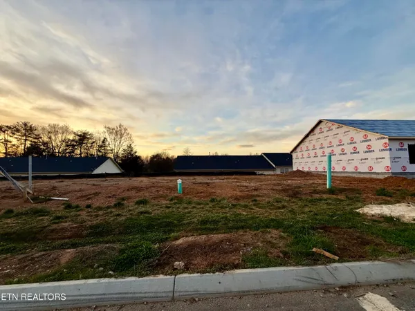 $264,900 | 3555 Maggie Lynn Way, Unit 19, Knoxville, TN 37921
