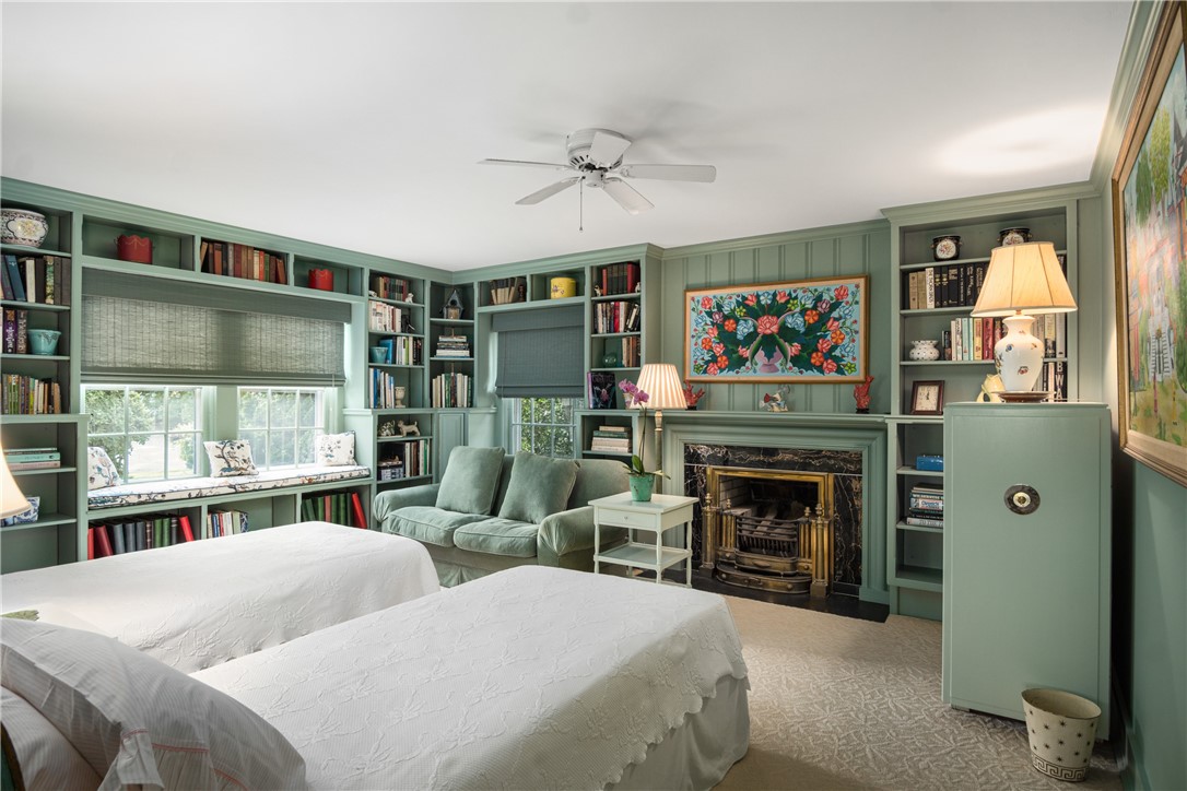 2 Barclay Square Newport, RI 02840 - Photo 18 of 38