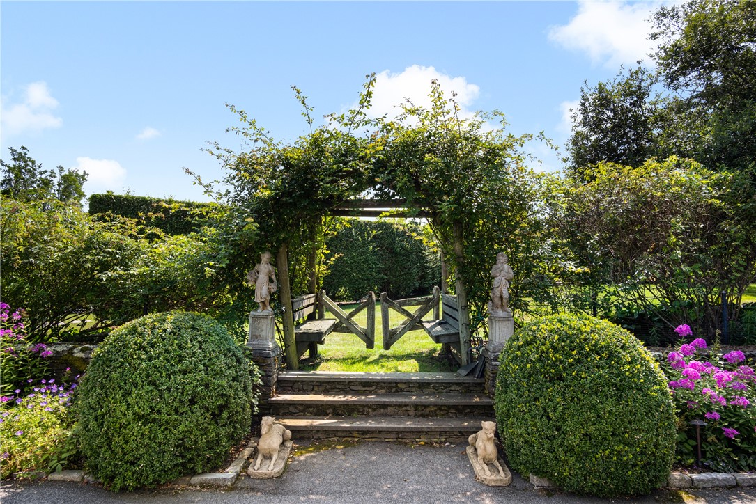 2 Barclay Square Newport, RI 02840 - Photo 30 of 38