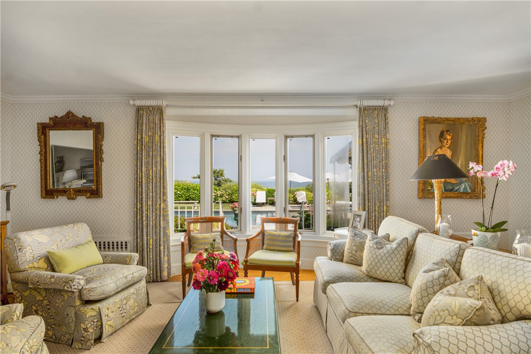 2 Barclay Square Newport, RI 02840 - Photo 8 of 38