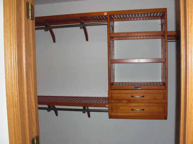 $197,200 | 2530 Edgewood Drive, Unit 38, Beloit, WI 53511