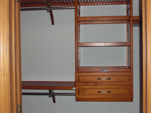 $197,200 | 2530 Edgewood Drive, Unit 38, Beloit, WI 53511