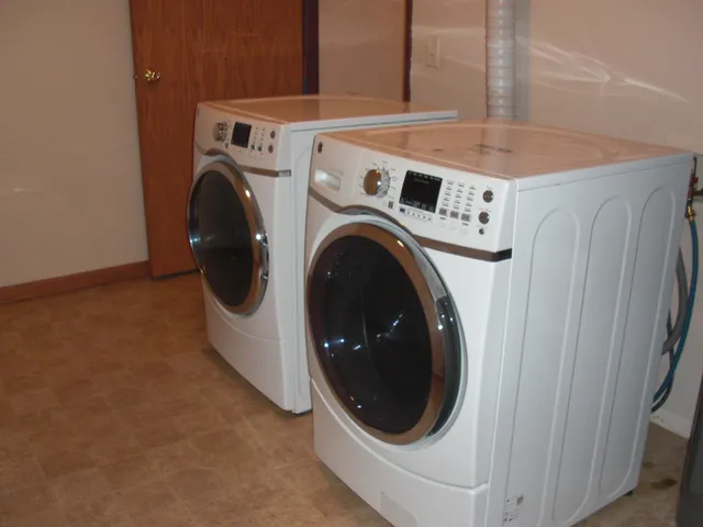 $197,200 | 2530 Edgewood Drive, Unit 38, Beloit, WI 53511