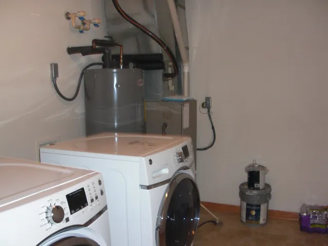 $197,200 | 2530 Edgewood Drive, Unit 38, Beloit, WI 53511