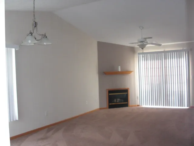 $197,200 | 2530 Edgewood Drive, Unit 38, Beloit, WI 53511