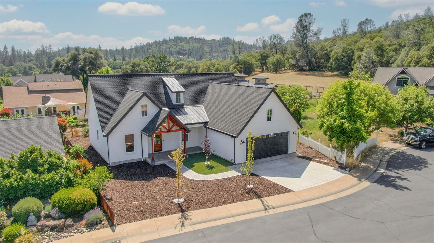 358 Oak Tree Circle Murphys, CA 95247 - Photo 1 of 70
