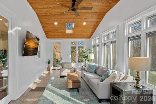 $1,650,000 | 7007 Camrose Crossing Lane, Matthews, NC 28104