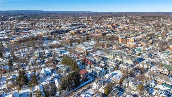 $2,331,100 | 122 Regent Street, Unit 1, Saratoga Springs, NY 12866