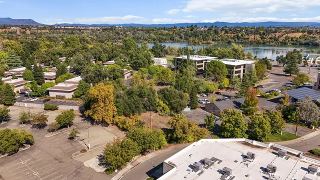 $49,000 | 350 Park Marina Circle, Redding, CA 96001