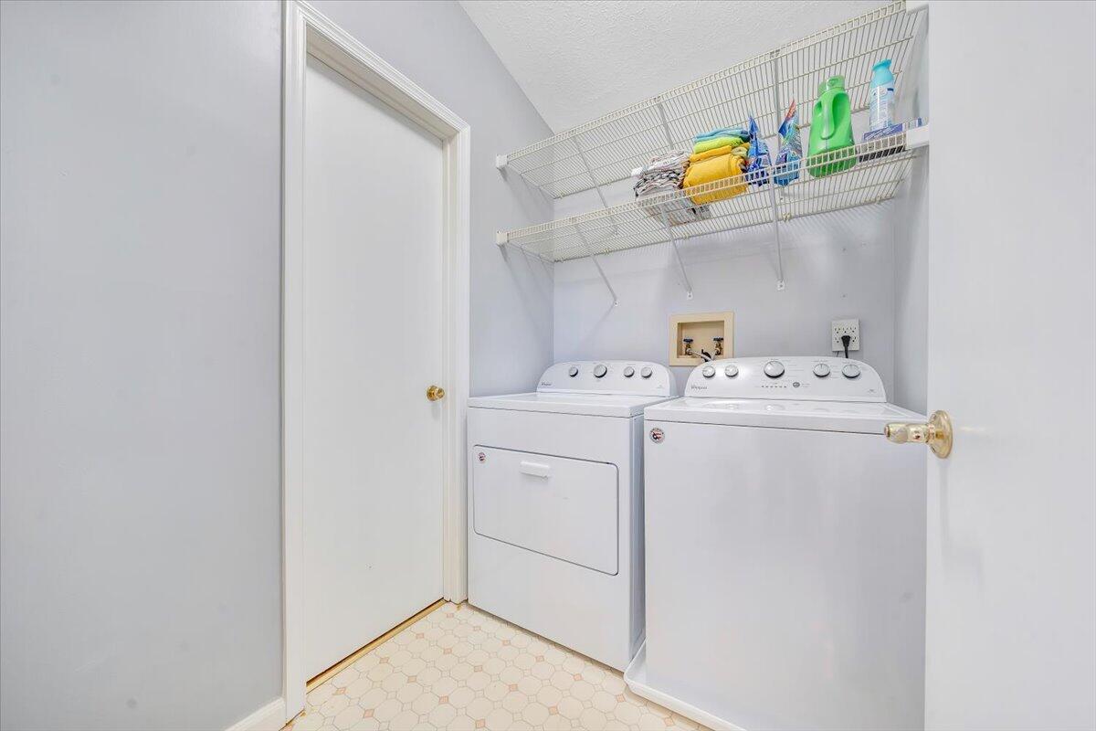 140 Sandy Point Court Union Hall, VA 24176 - Photo 8 of 86 027-MIB08270