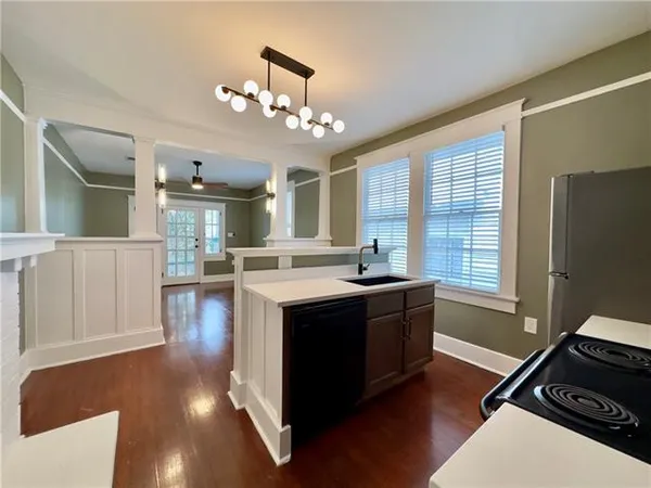 $2,800 | 2626 Magazine Street, New Orleans, LA 70130