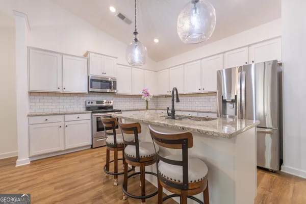 $330,000 | 401 Daffodil Drive, Temple, GA 30179