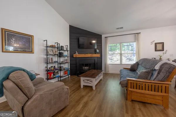 $330,000 | 401 Daffodil Drive, Temple, GA 30179