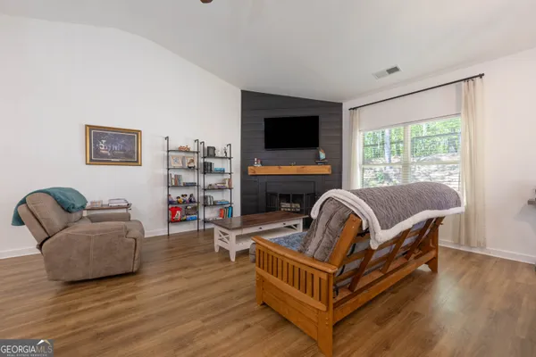 $330,000 | 401 Daffodil Drive, Temple, GA 30179