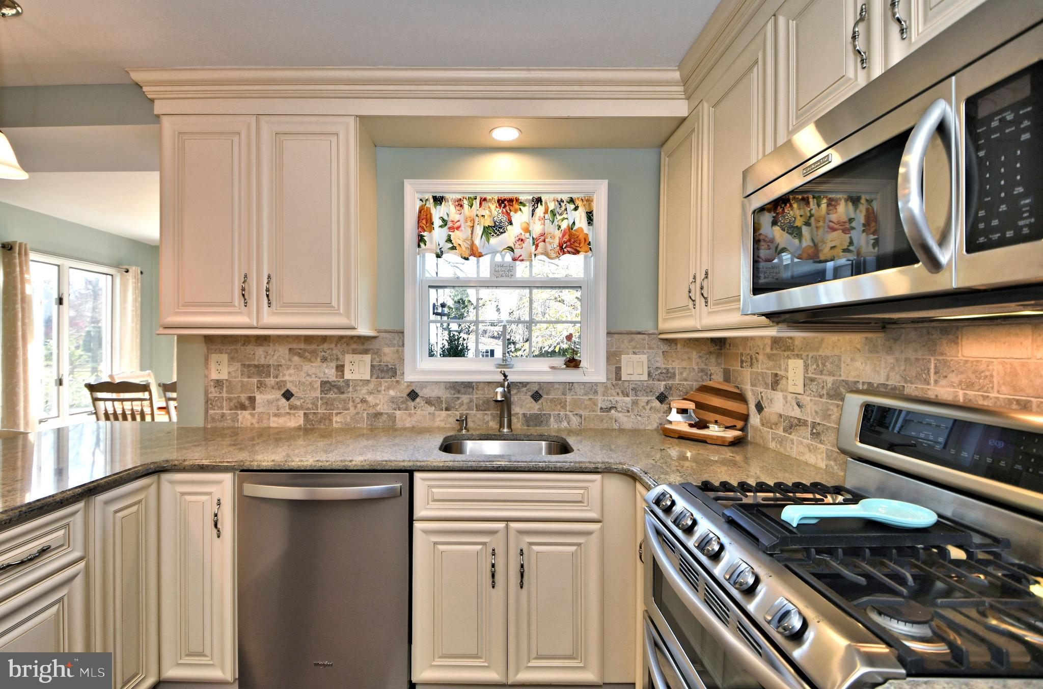 242 Twining Road Lansdale, PA 19446 - Photo 14 of 52 Gallery Image 14