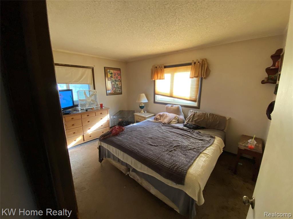 24739 Middlebelt Road Farmington Hills, MI 48336 - Photo 8 of 14