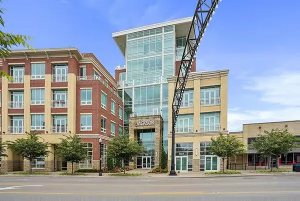 $320,000 | 1145 North High Street, Unit 202, Columbus, OH 43201