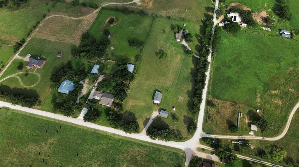 1306 Winn Road Bowie, TX 76230 - Photo 20 of 23
