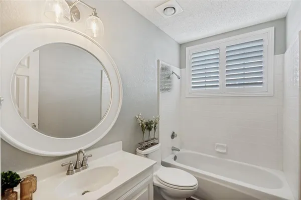 $699,900 | 5801 Belle Chasse Lane, Frisco, TX 75035