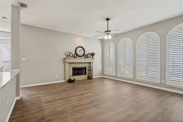 $699,900 | 5801 Belle Chasse Lane, Frisco, TX 75035