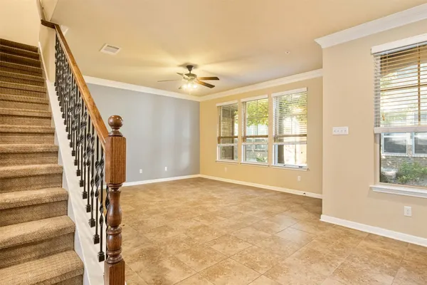 $1,825 | 7220 Wyoming Springs Drive, Unit 1302, Round Rock, TX 78681