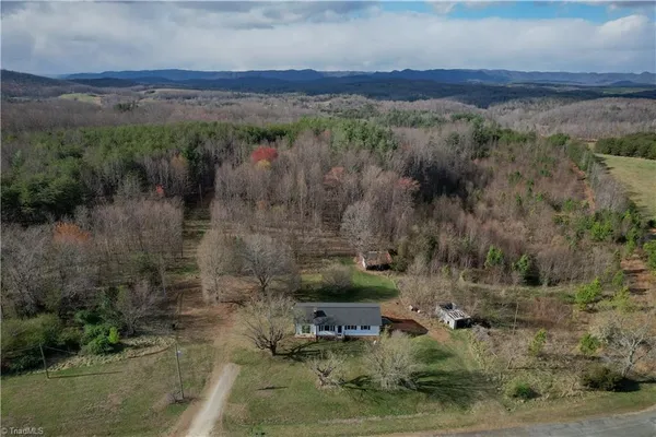 $279,900 | 1065 Dallas King Road, Westfield, NC 27053