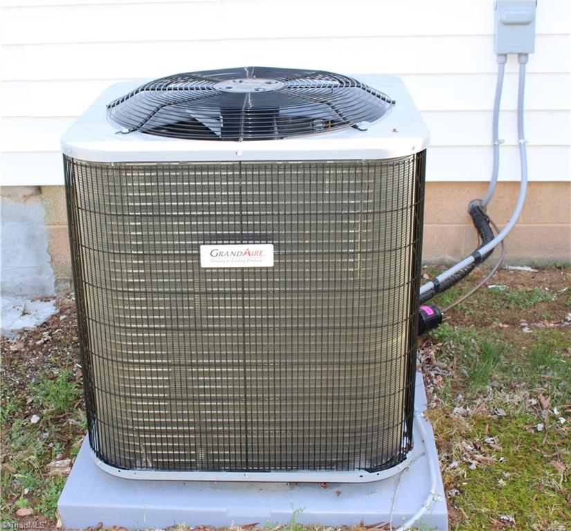 1065 Dallas King Road Westfield, NC 27053 - Photo 44 of 46