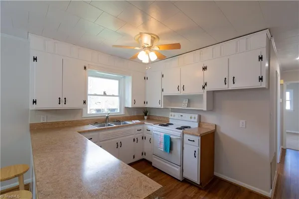 $279,900 | 1065 Dallas King Road, Westfield, NC 27053