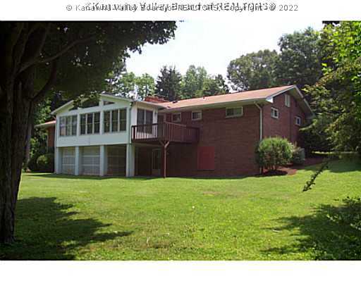 116 Casto Road Charleston, WV 25313 - Photo 10 of 11 Exterior Back.