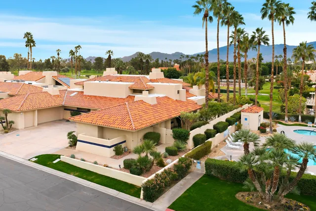$699,000 | 30 Kavenish Drive, Rancho Mirage, CA 92270