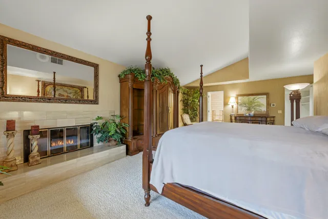 $699,000 | 30 Kavenish Drive, Rancho Mirage, CA 92270