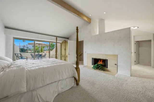 $699,000 | 30 Kavenish Drive, Rancho Mirage, CA 92270