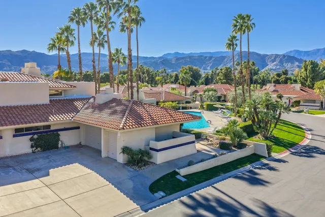 $699,000 | 30 Kavenish Drive, Rancho Mirage, CA 92270