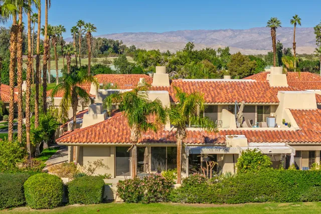 $699,000 | 30 Kavenish Drive, Rancho Mirage, CA 92270