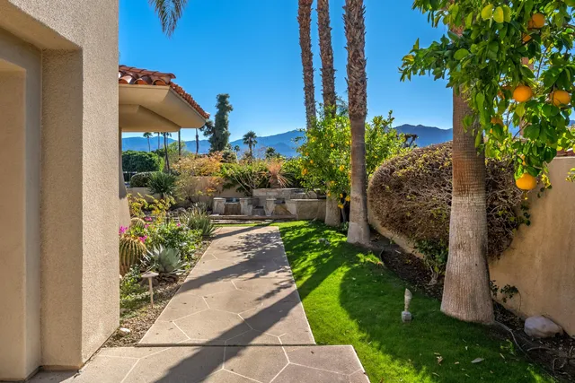 $699,000 | 30 Kavenish Drive, Rancho Mirage, CA 92270