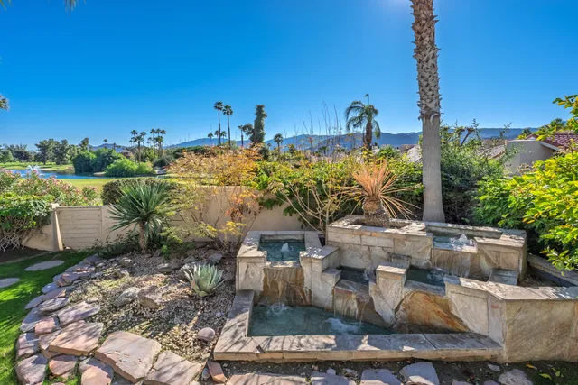 $699,000 | 30 Kavenish Drive, Rancho Mirage, CA 92270