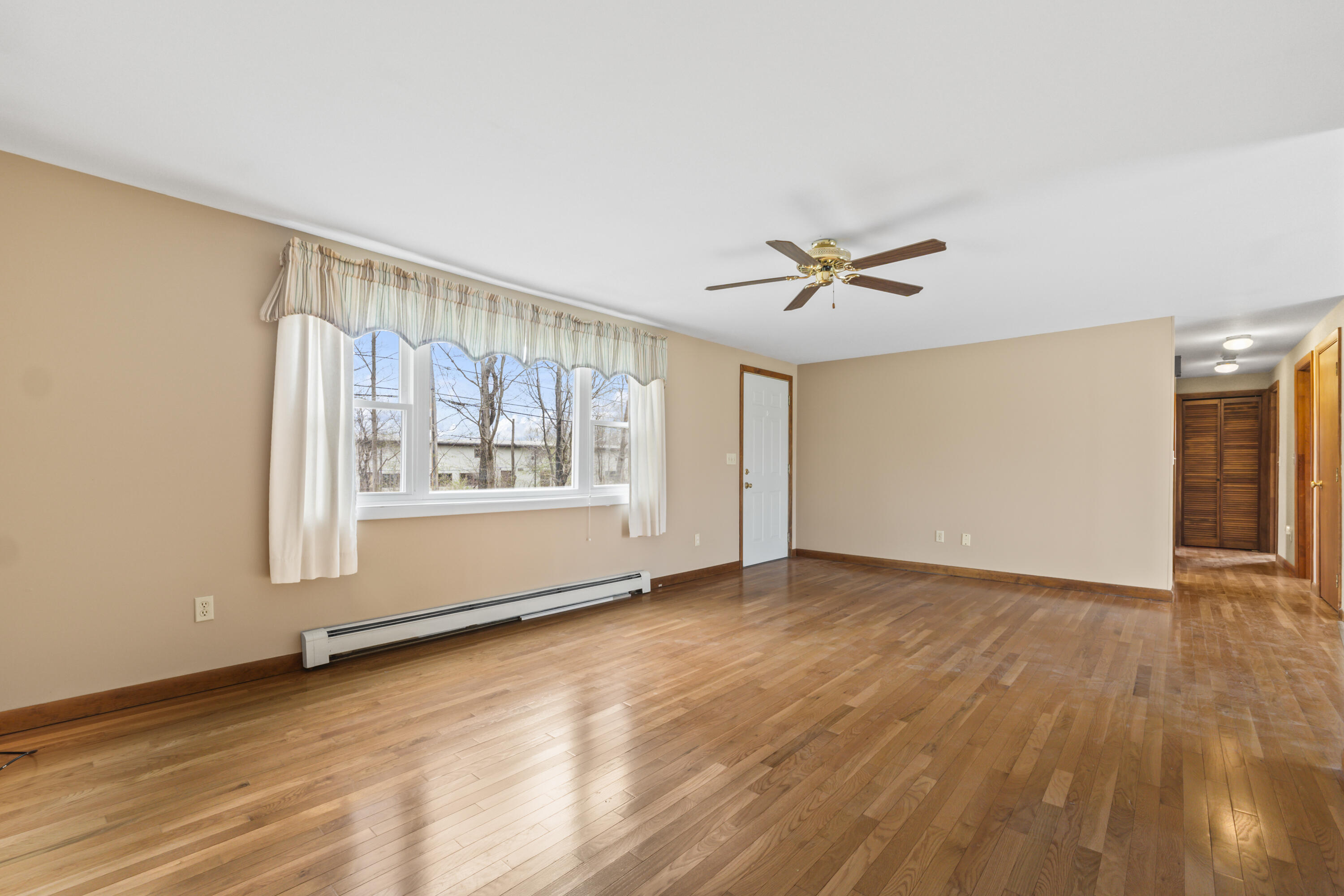286 Hanscom Road Eliot, ME 03903 - Photo 5 of 71 286 Hanscom Rd_107
