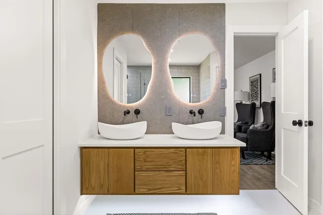 $949,900 | 1112 Chesterton Drive, Richardson, TX 75080