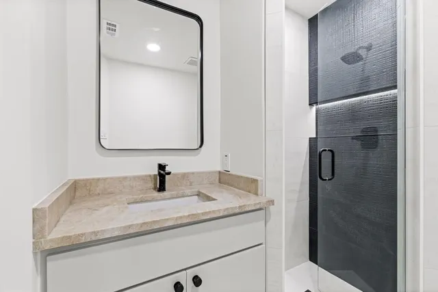 $949,900 | 1112 Chesterton Drive, Richardson, TX 75080