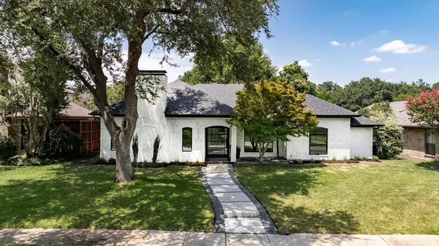 $949,900 | 1112 Chesterton Drive, Richardson, TX 75080