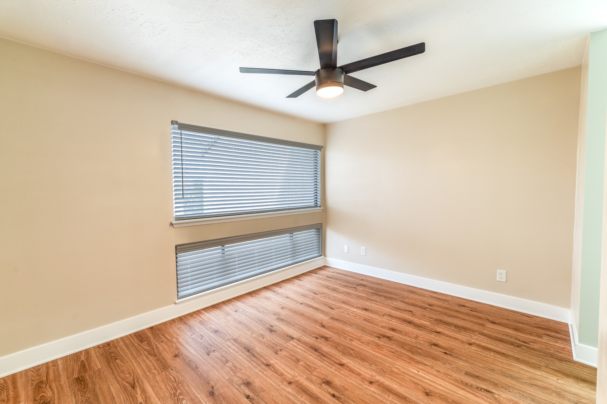 3939 Knollcrest Drive Montgomery, TX 77356 - Photo 6 of 12 Bedroom