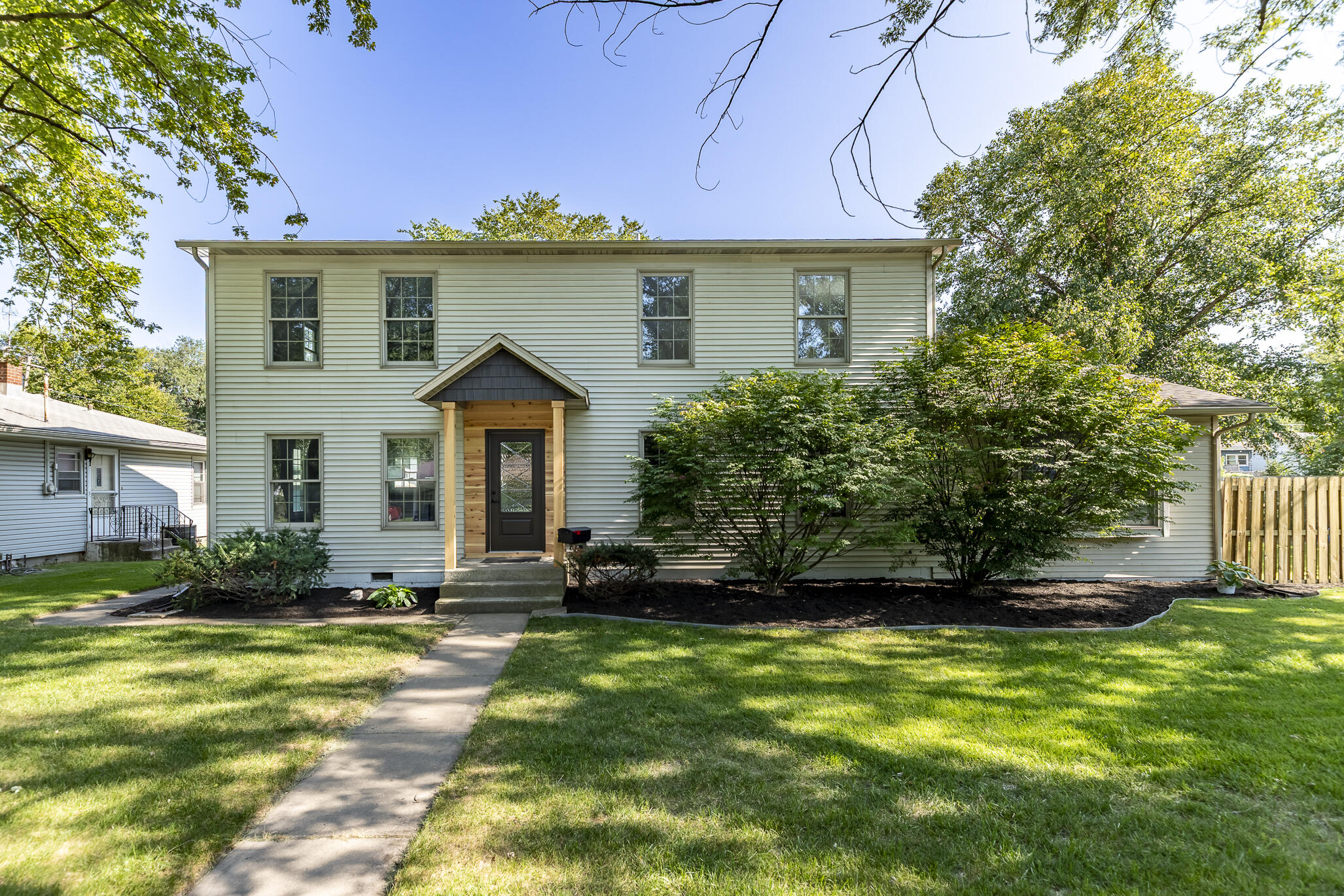 327 Indiana Street Porter, IN 46304 - Photo 1 of 33 2054x1369