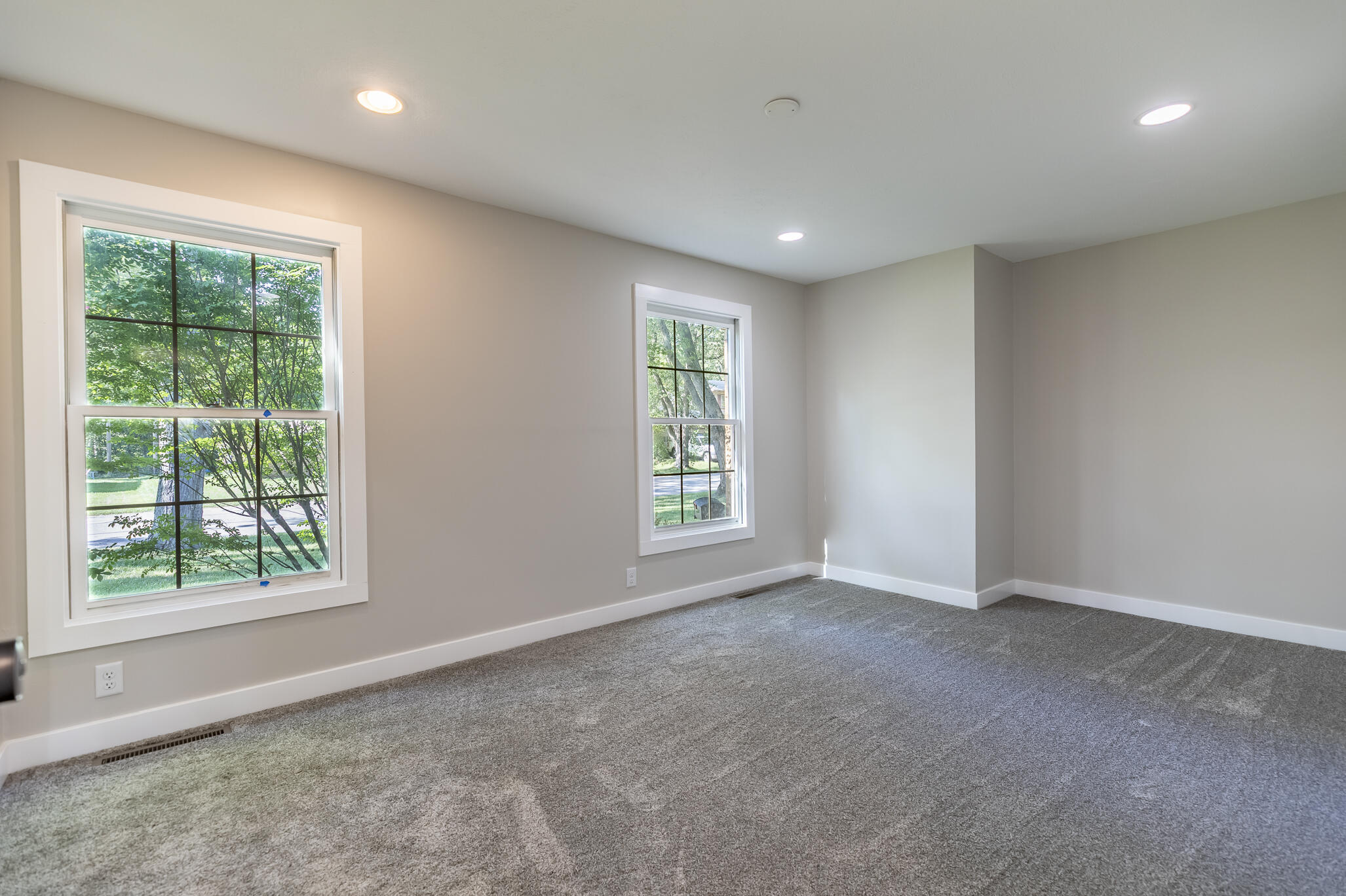 327 Indiana Street Porter, IN 46304 - Photo 15 of 33 2054x1369