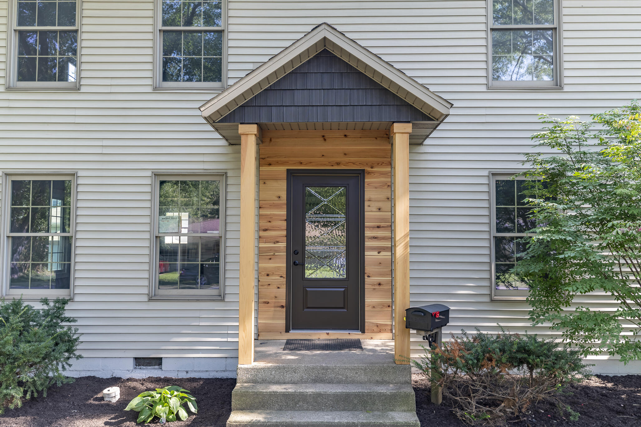 327 Indiana Street Porter, IN 46304 - Photo 2 of 33 2054x1369
