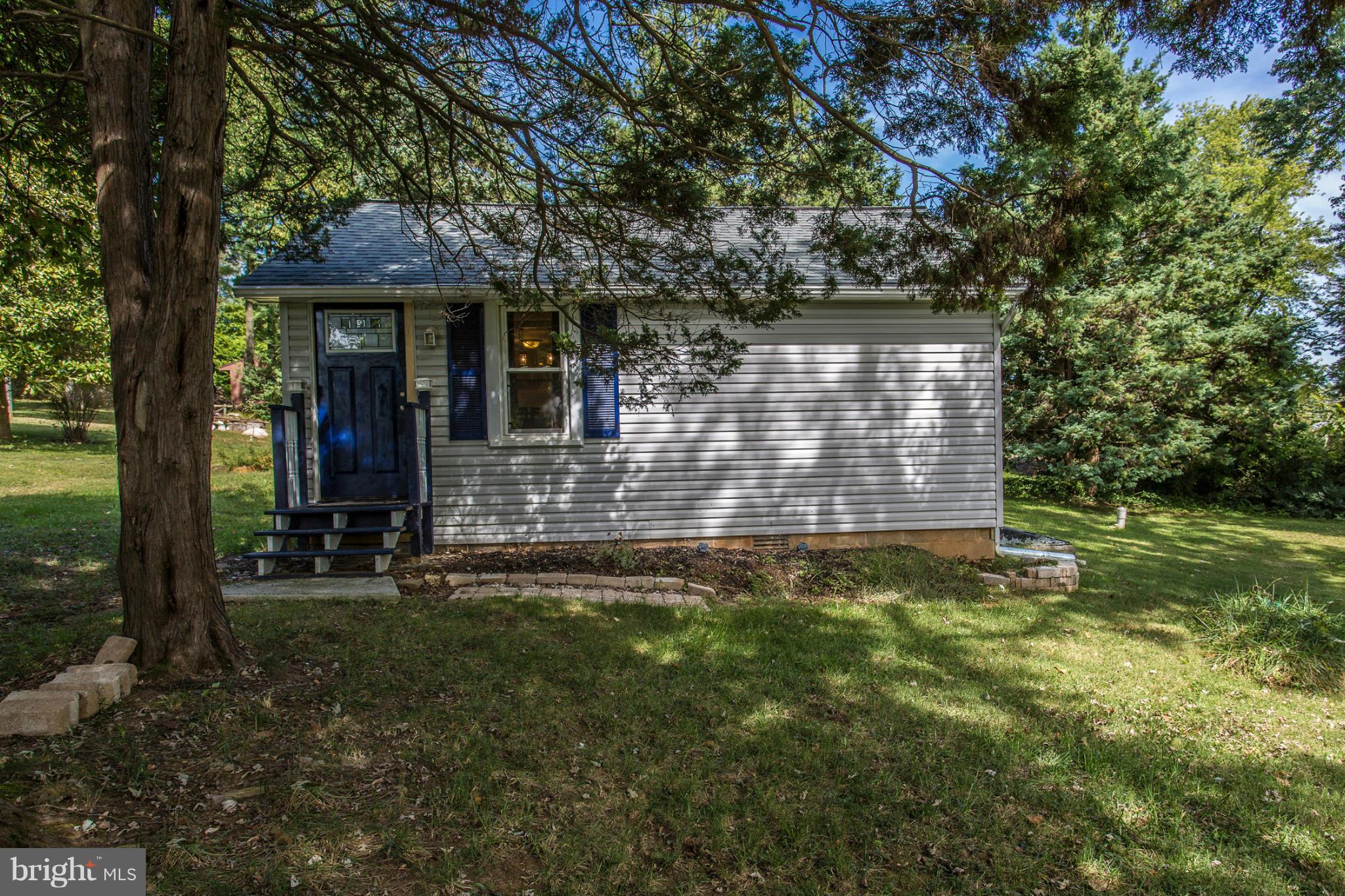 4612 Mt Zion Road Frederick, MD 21703 - Photo 7 of 30 Exterior (Front)