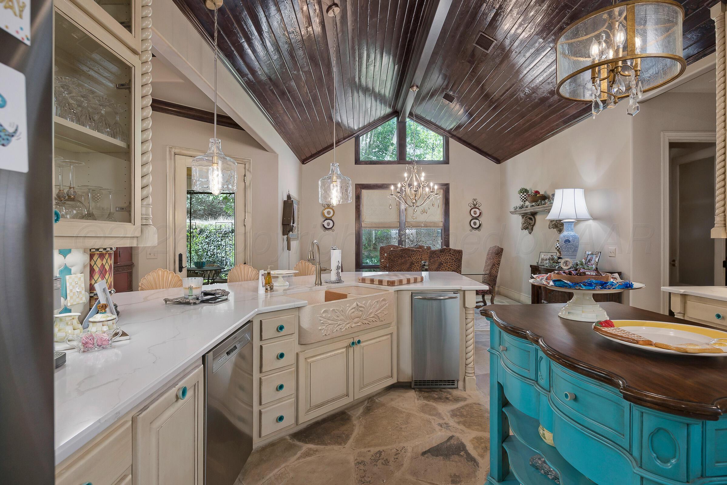 19430 Chaparral Road Canyon, TX 79015 - Photo 18 of 38 18-Kitchen 5
