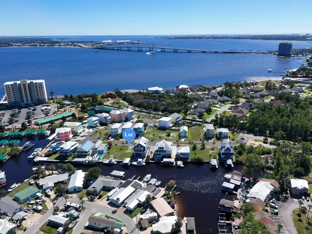 $550,000 | 933 Lighthouse Lagoon Court, Panama City Beach, FL 32407